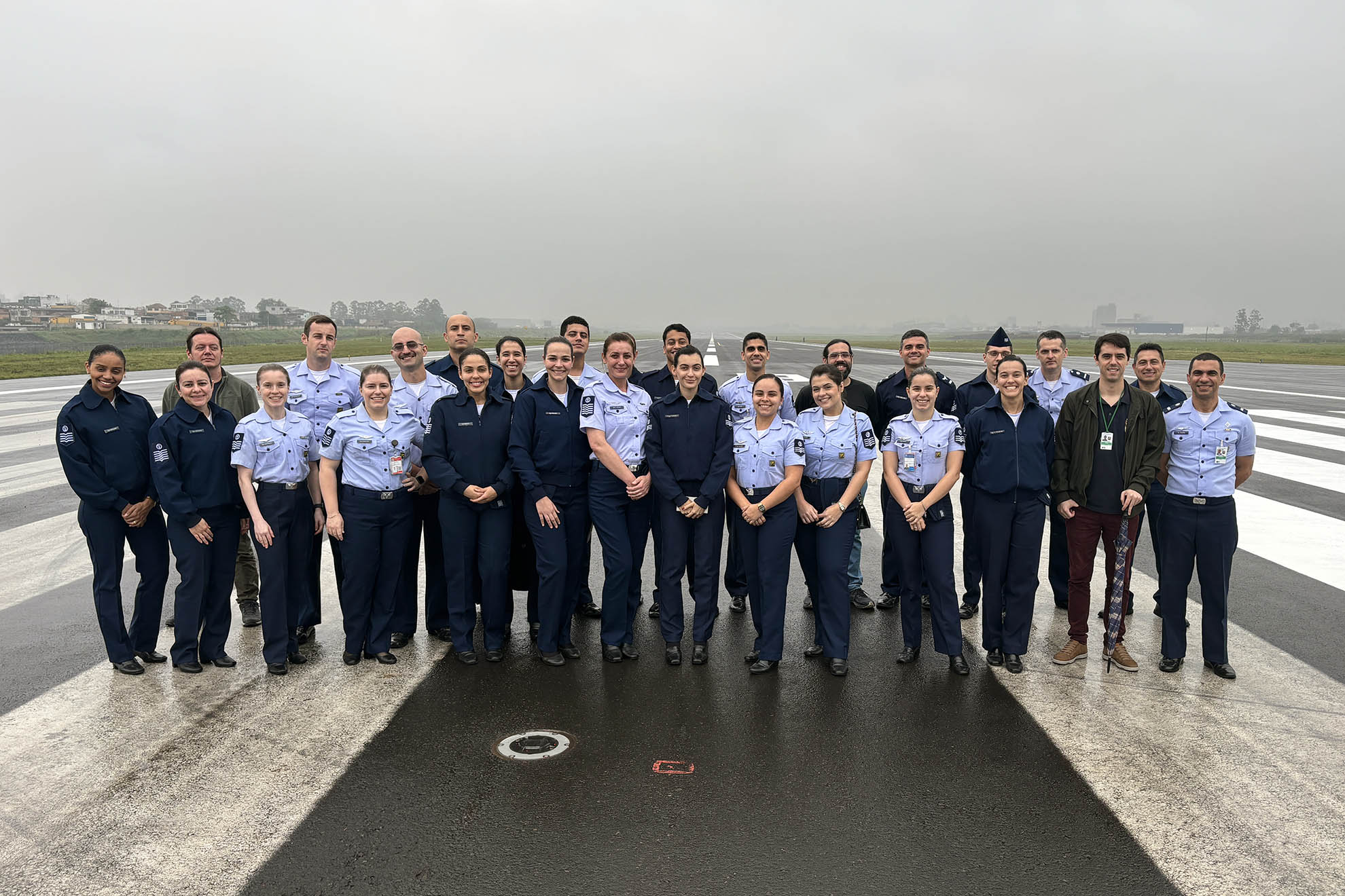 DTCEA-CO participa de workshop de segurança operacional no Aeroporto Internacional Salgado Filho